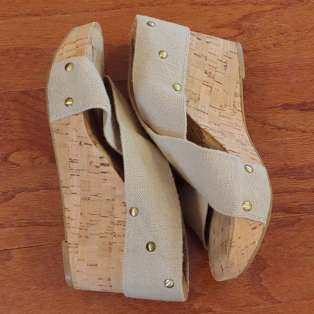 Lucky Brand size 9 - Picture 1 of 7